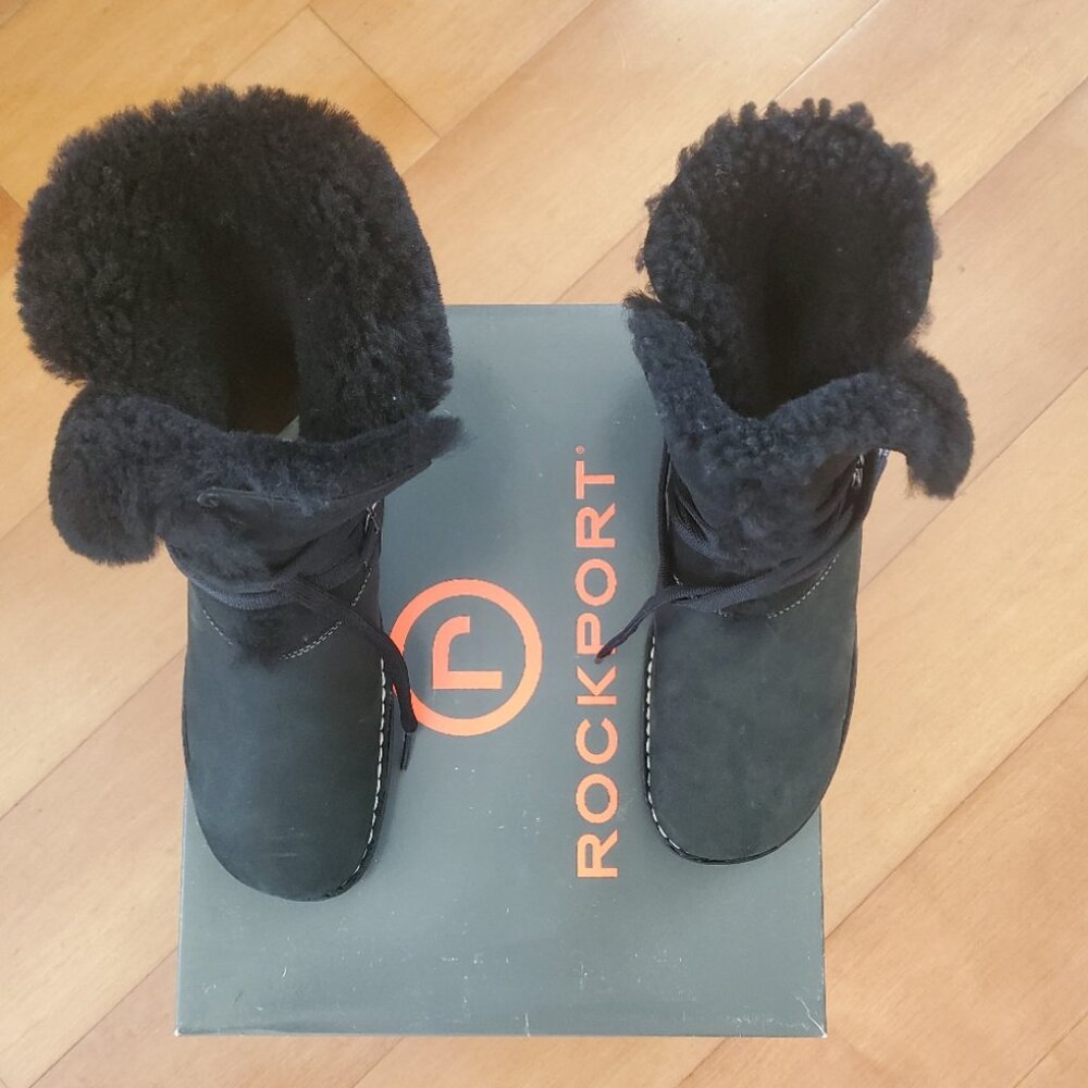 Leather and Natural Fur winter boots - Picture 2 of 9